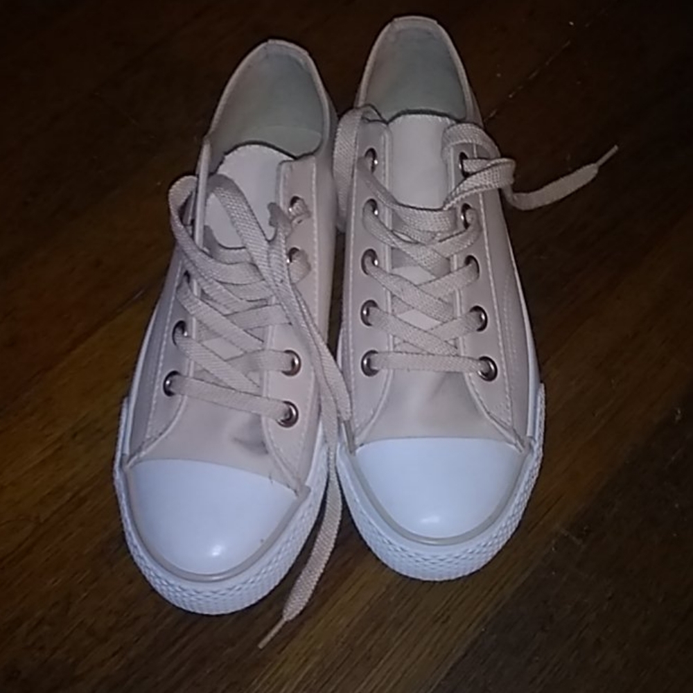Air walk shoes